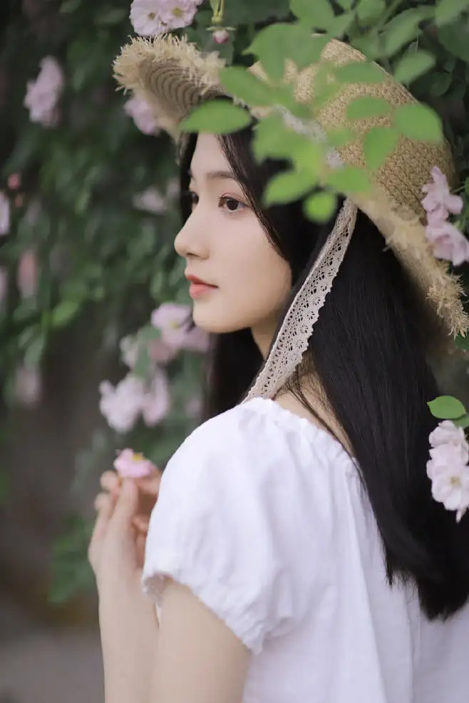 渠县喀什私人伴游李菲儿