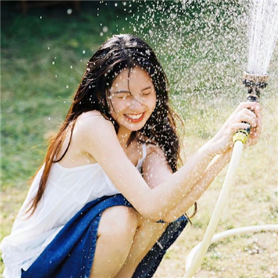 渠县伴游女生方忆彤的资料