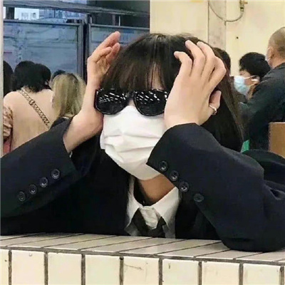 渠县伴游女生冯萧玉的资料
