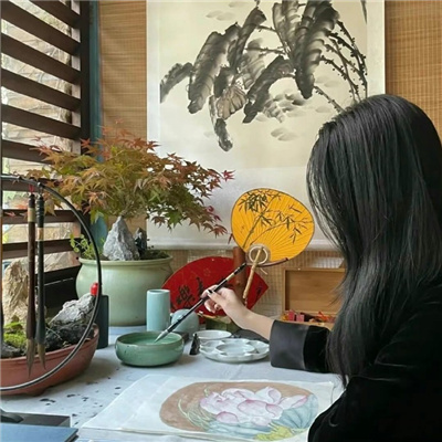 渠县伴游女生刀思若的资料