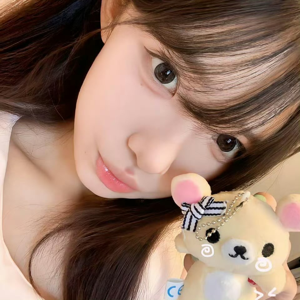 渠县伴游女生李梦琪的资料